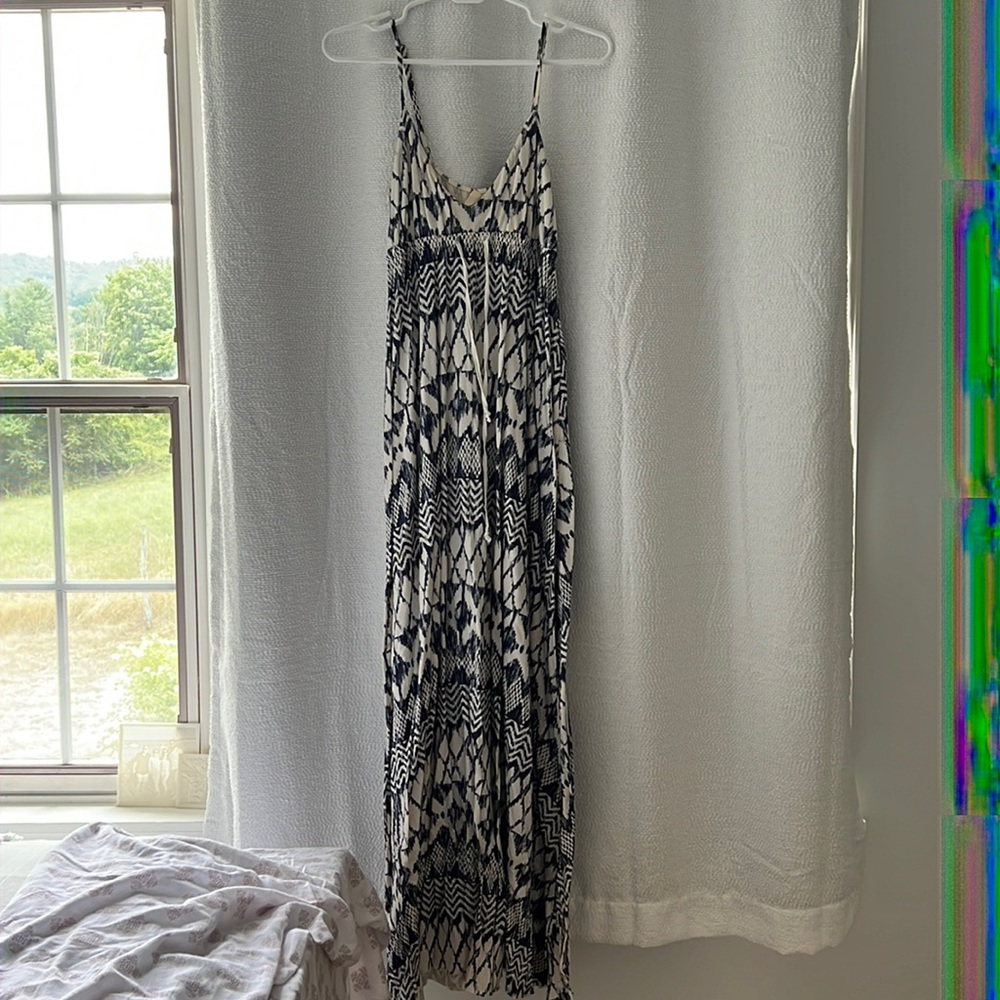 Maxi dress - white and navy patterned. Worn a handful of times